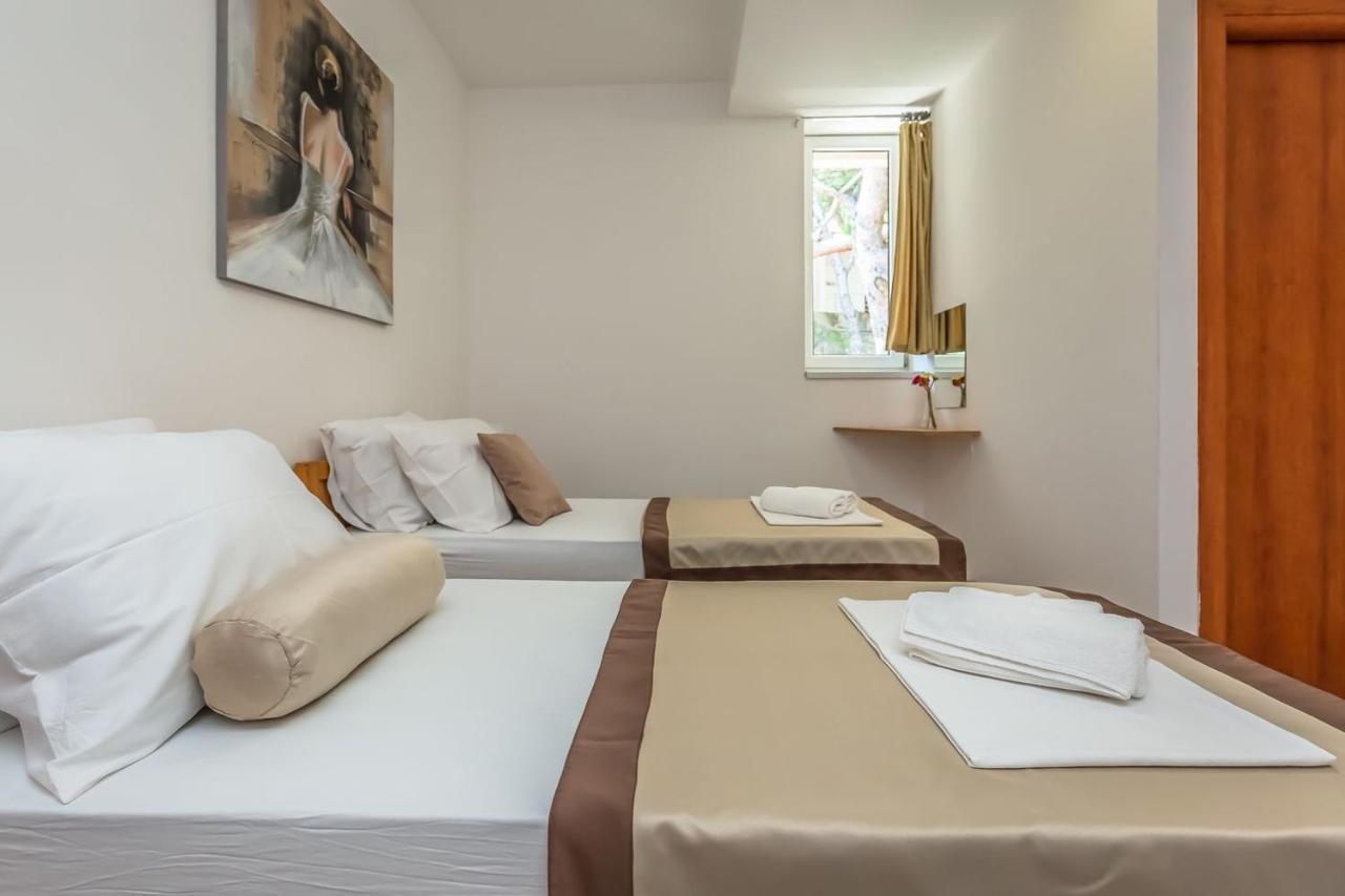 Motel Ljetni Raj Baška Voda Esterno foto