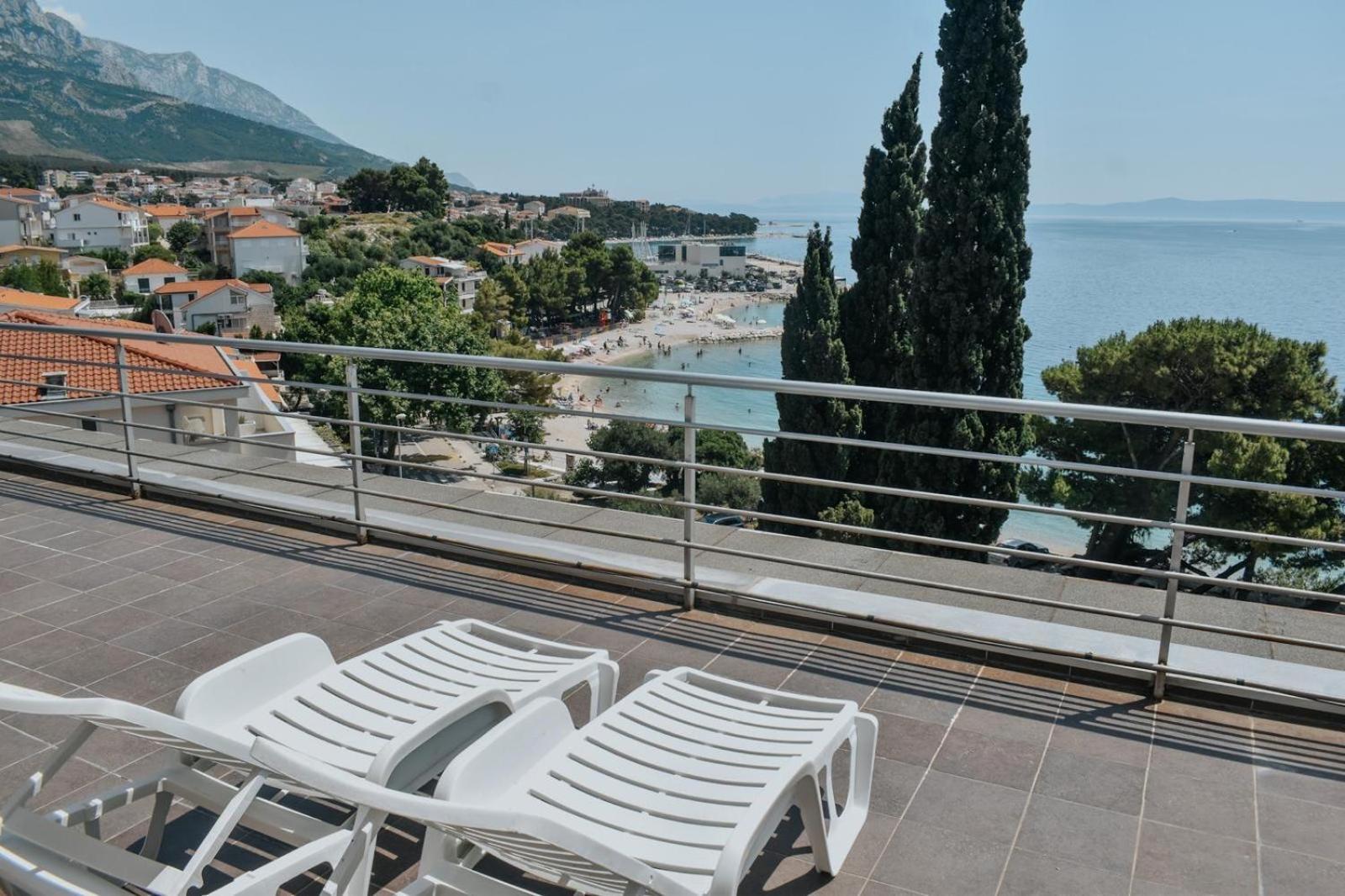 Motel Ljetni Raj Baška Voda Esterno foto